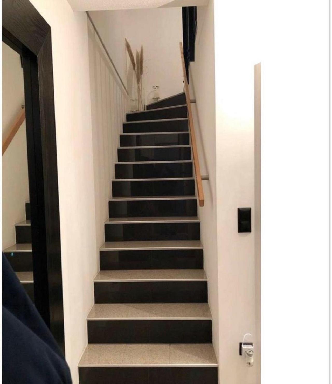 Geraeumiges Ferienhaus In Koblenz Coblenza Esterno foto