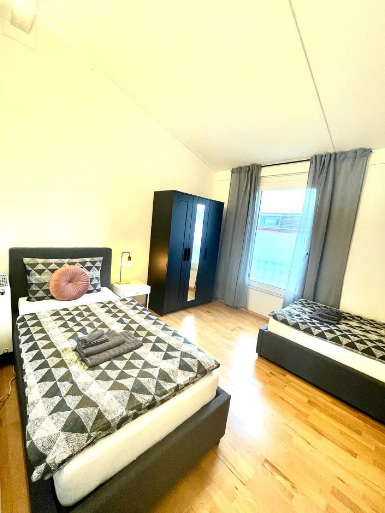 Geraeumiges Ferienhaus In Koblenz Coblenza Esterno foto
