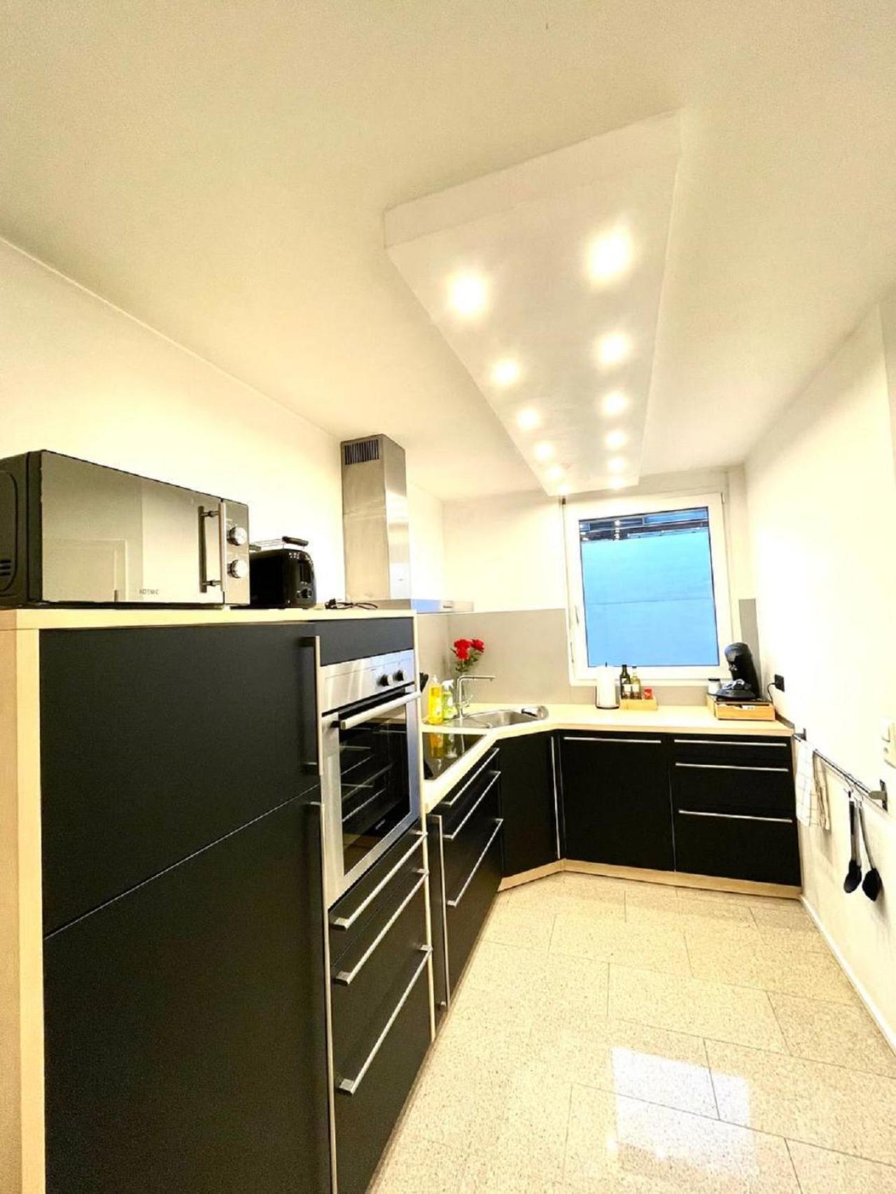 Geraeumiges Ferienhaus In Koblenz Coblenza Esterno foto
