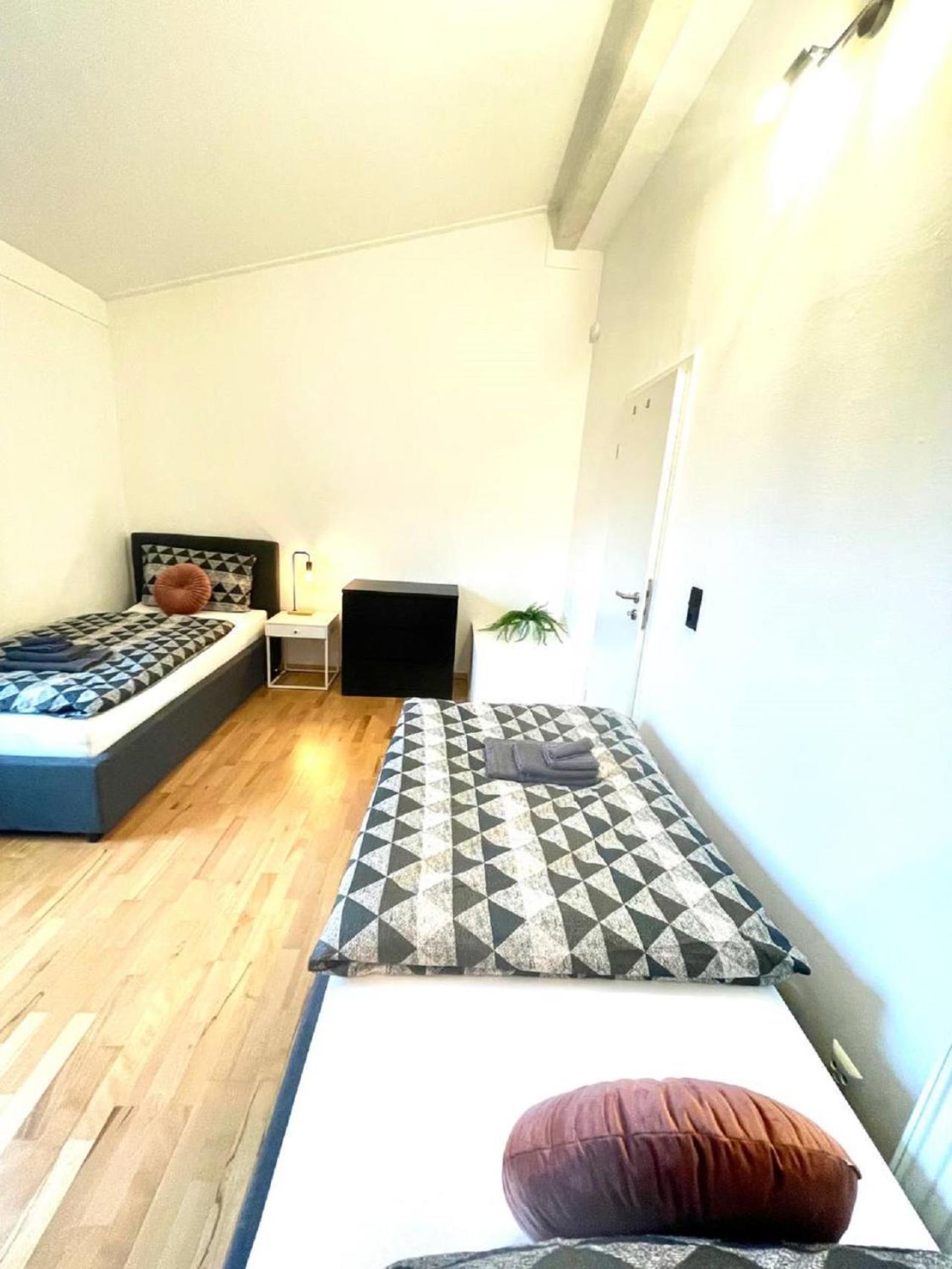Geraeumiges Ferienhaus In Koblenz Coblenza Esterno foto