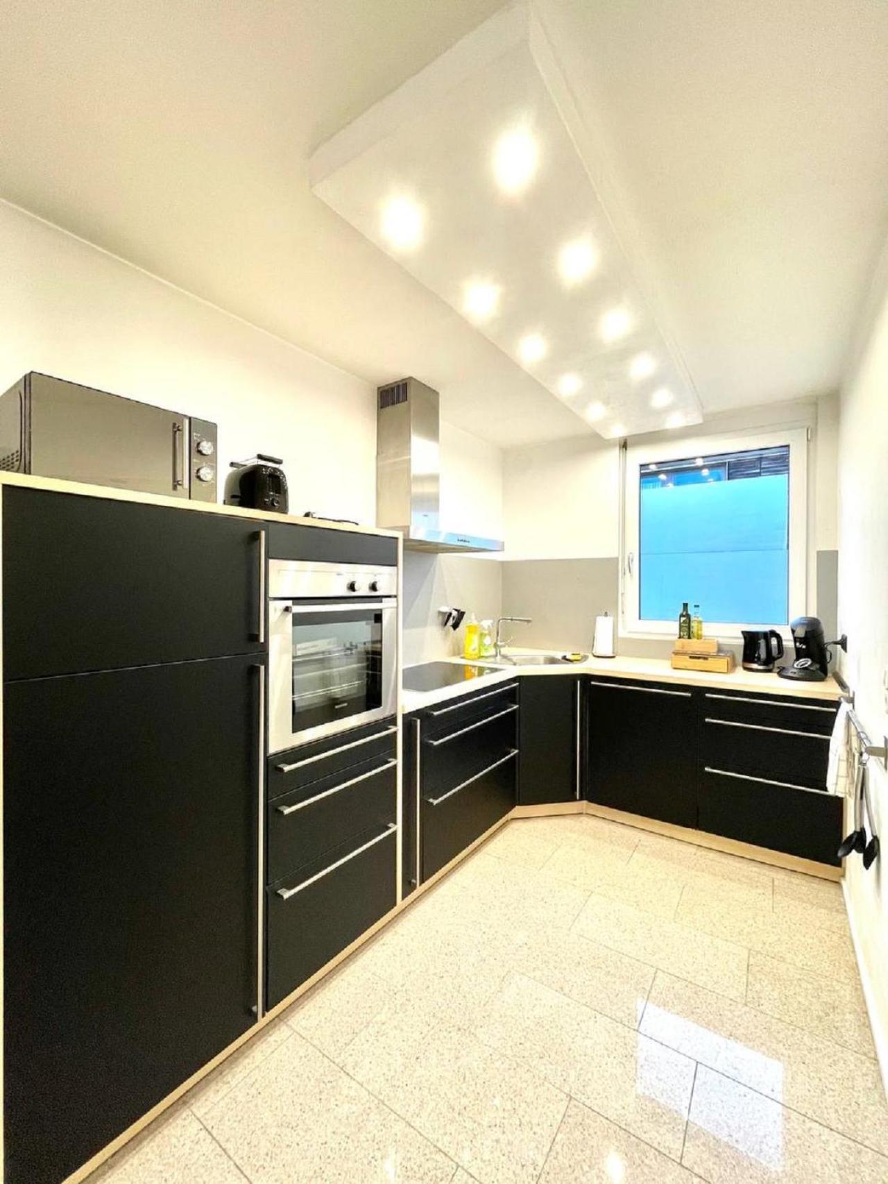Geraeumiges Ferienhaus In Koblenz Coblenza Esterno foto