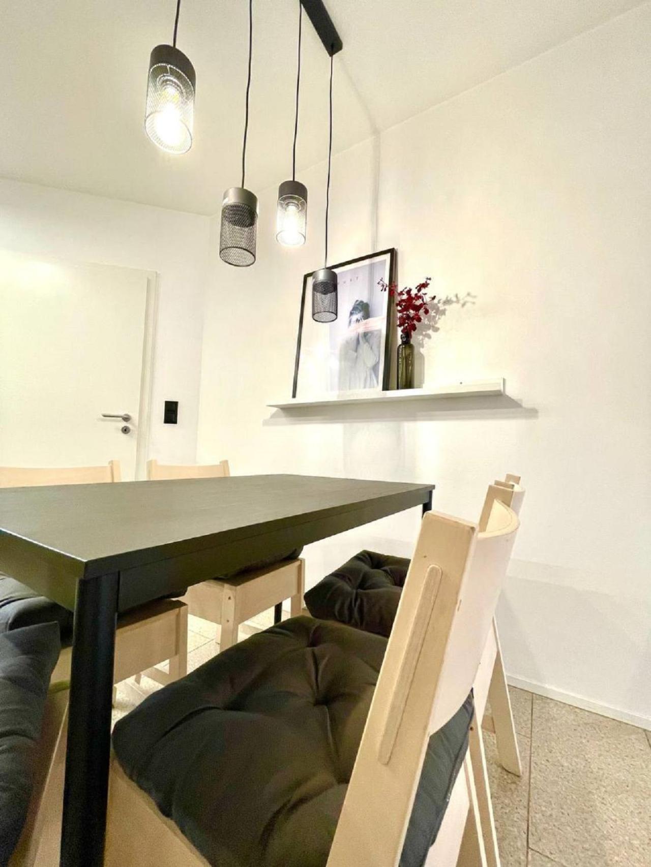 Geraeumiges Ferienhaus In Koblenz Coblenza Esterno foto