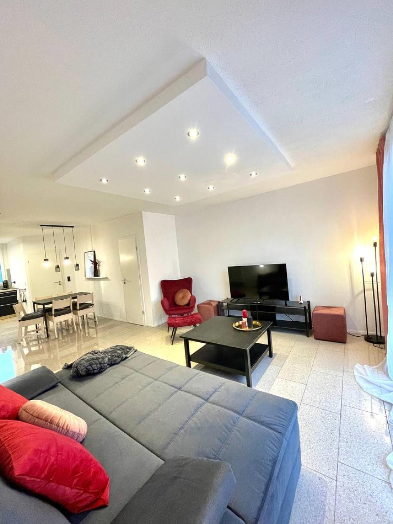 Geraeumiges Ferienhaus In Koblenz Coblenza Esterno foto